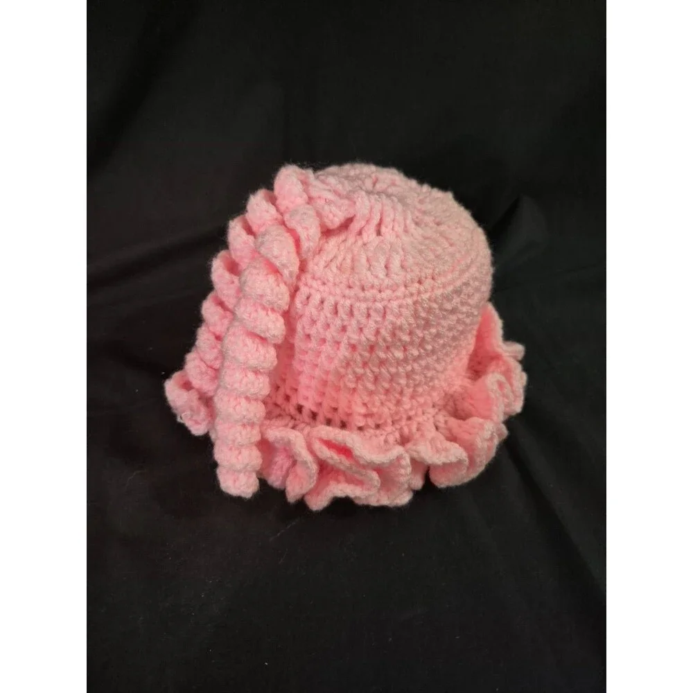 Vintage Hand Crocheted Toilet Paper Holder Peachy